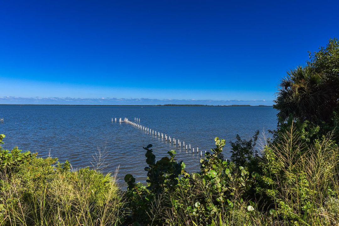 For Sale: $3,750,000 (8 beds, 5 baths, 7389 Square Feet)