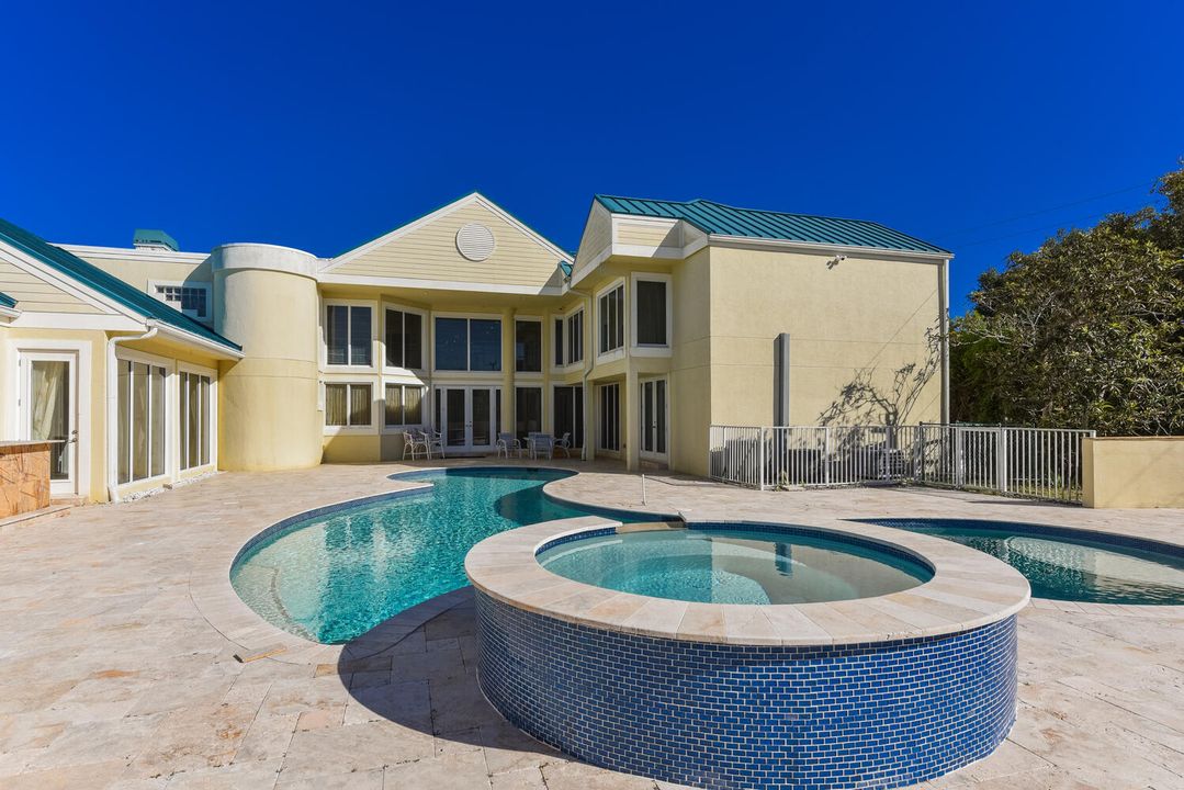 For Sale: $3,750,000 (8 beds, 5 baths, 7389 Square Feet)