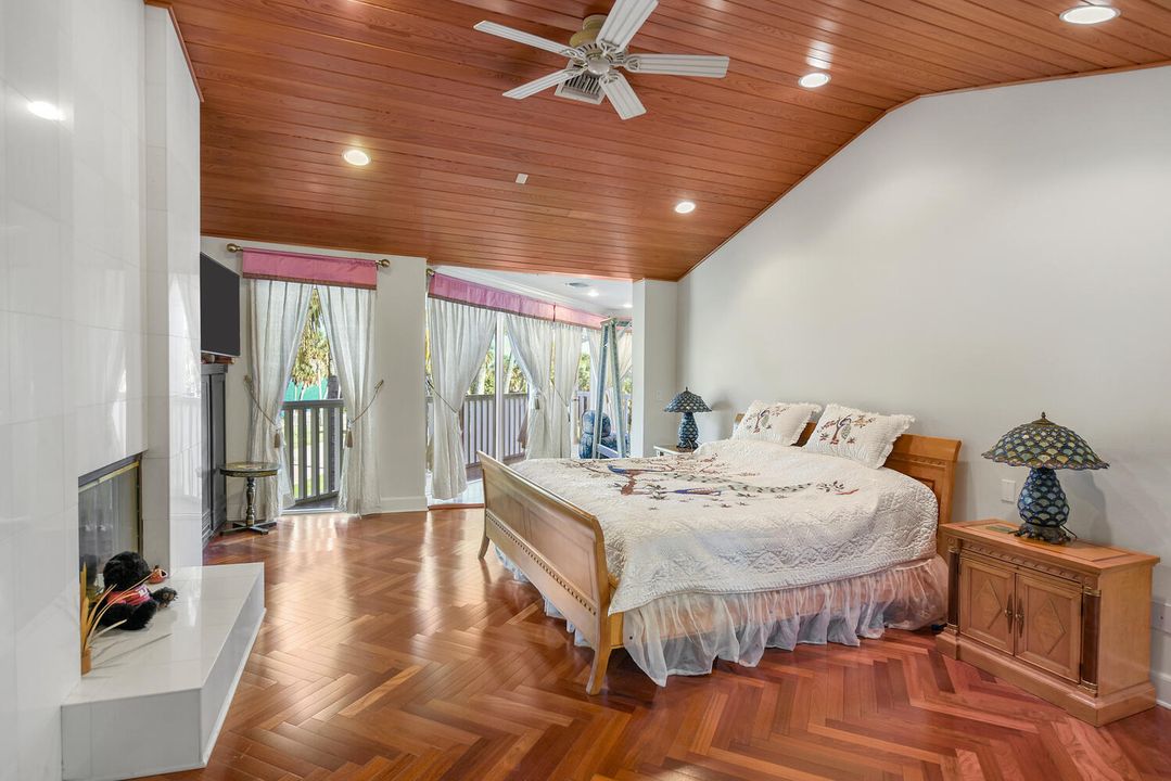 For Sale: $3,750,000 (8 beds, 5 baths, 7389 Square Feet)