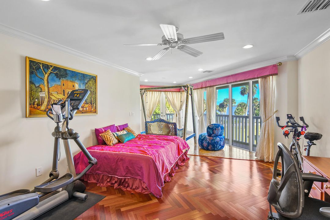 For Sale: $3,750,000 (8 beds, 5 baths, 7389 Square Feet)