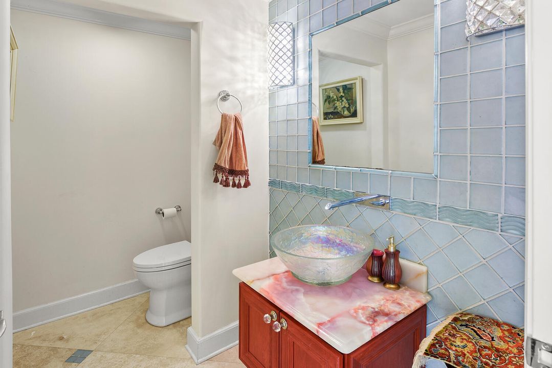 For Sale: $3,750,000 (8 beds, 5 baths, 7389 Square Feet)