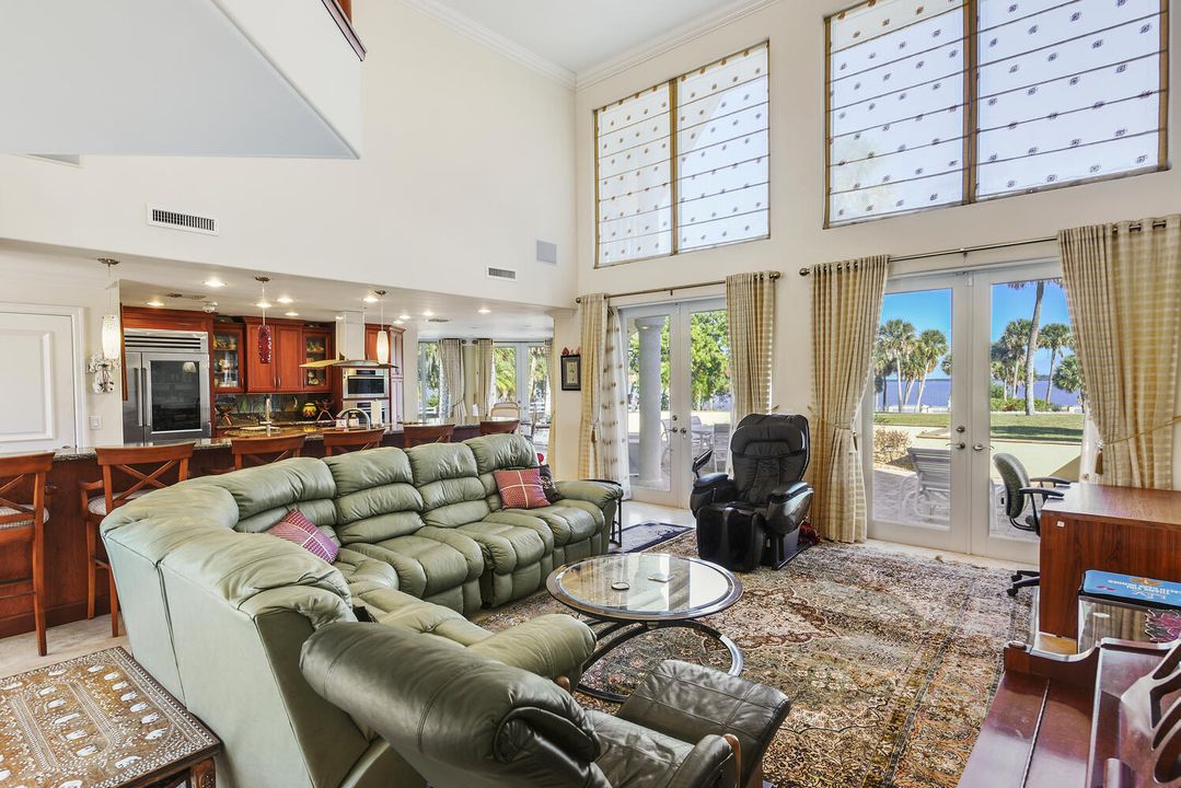 For Sale: $3,750,000 (8 beds, 5 baths, 7389 Square Feet)