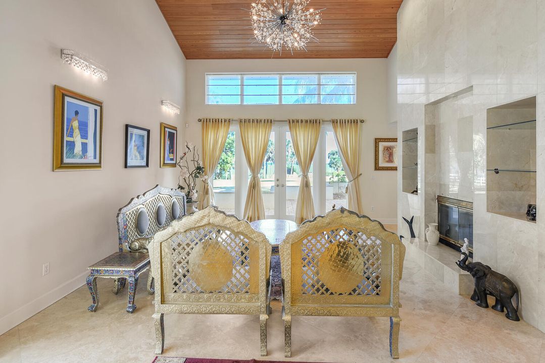 For Sale: $3,750,000 (8 beds, 5 baths, 7389 Square Feet)