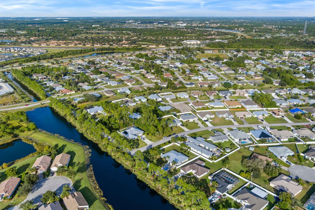 На продажу: $649,900 (5 спален, 3 ванн, 2265 Квадратных фут)