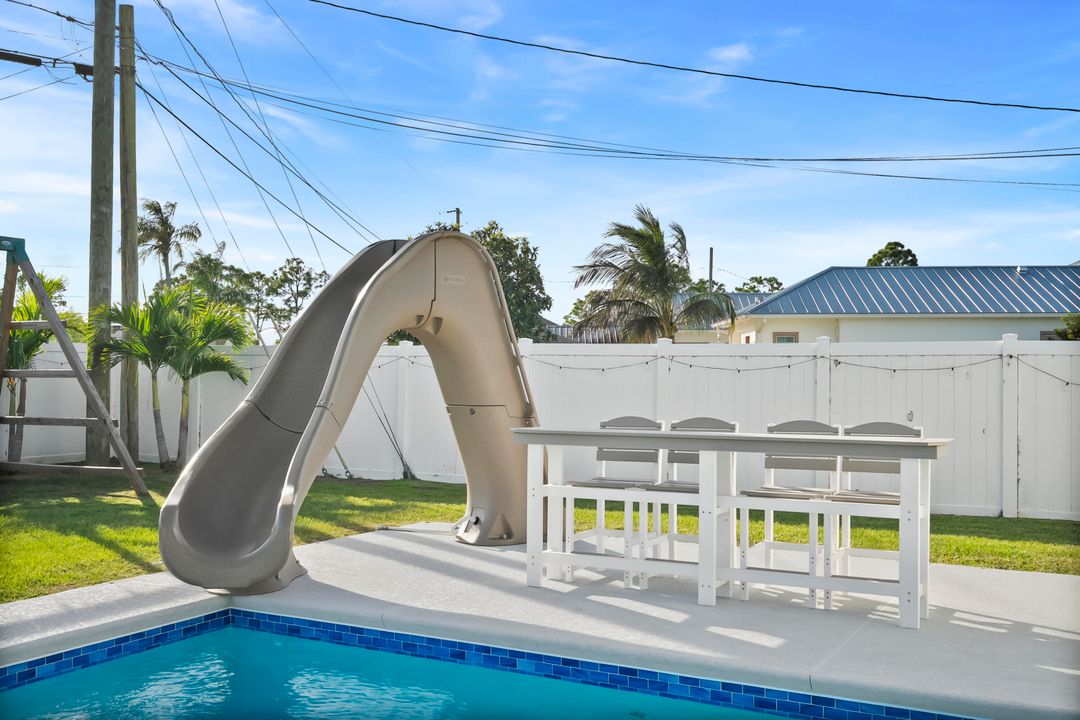 На продажу: $649,900 (5 спален, 3 ванн, 2265 Квадратных фут)