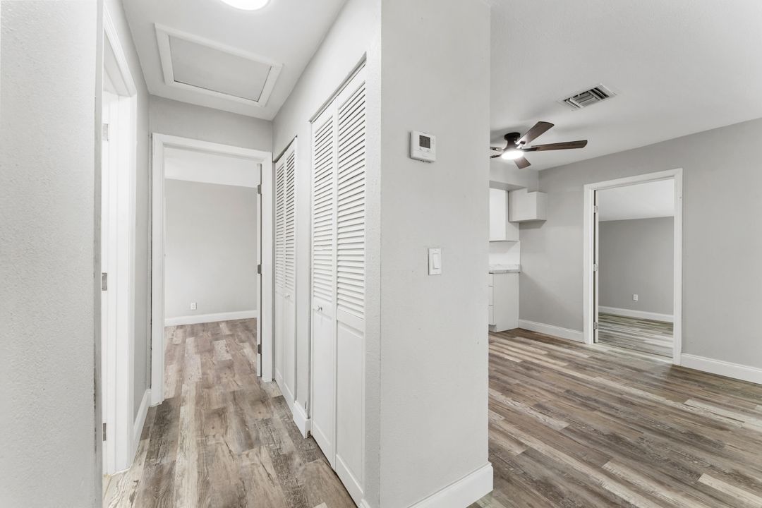 For Sale: $325,000 (3 beds, 1 baths, 1036 Square Feet)