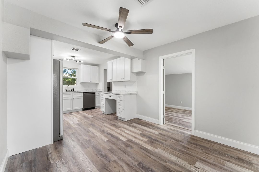 For Sale: $325,000 (3 beds, 1 baths, 1036 Square Feet)