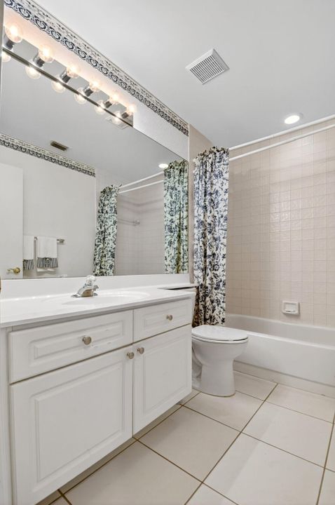 For Sale: $320,000 (3 beds, 2 baths, 2212 Square Feet)