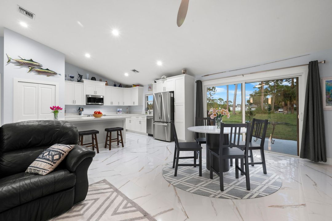 Active With Contract: $447,000 (4 beds, 2 baths, 1883 Square Feet)