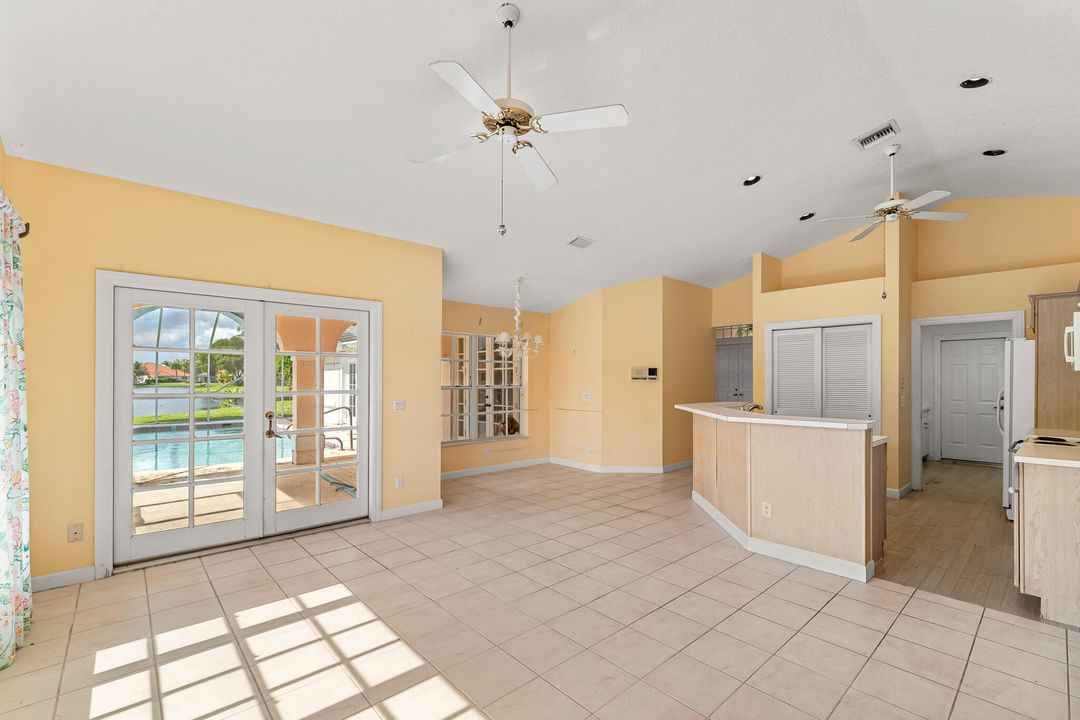 Active With Contract: $700,000 (4 beds, 2 baths, 2619 Square Feet)