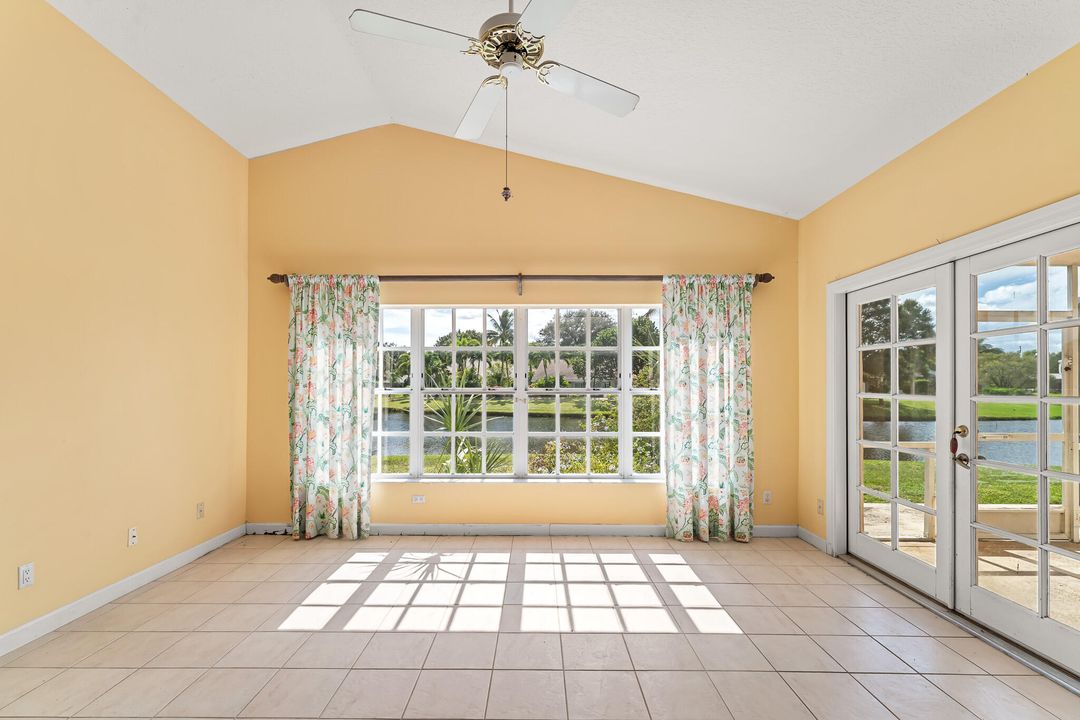 Active With Contract: $700,000 (4 beds, 2 baths, 2619 Square Feet)