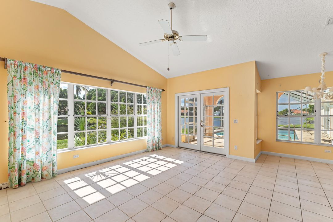 Active With Contract: $700,000 (4 beds, 2 baths, 2619 Square Feet)