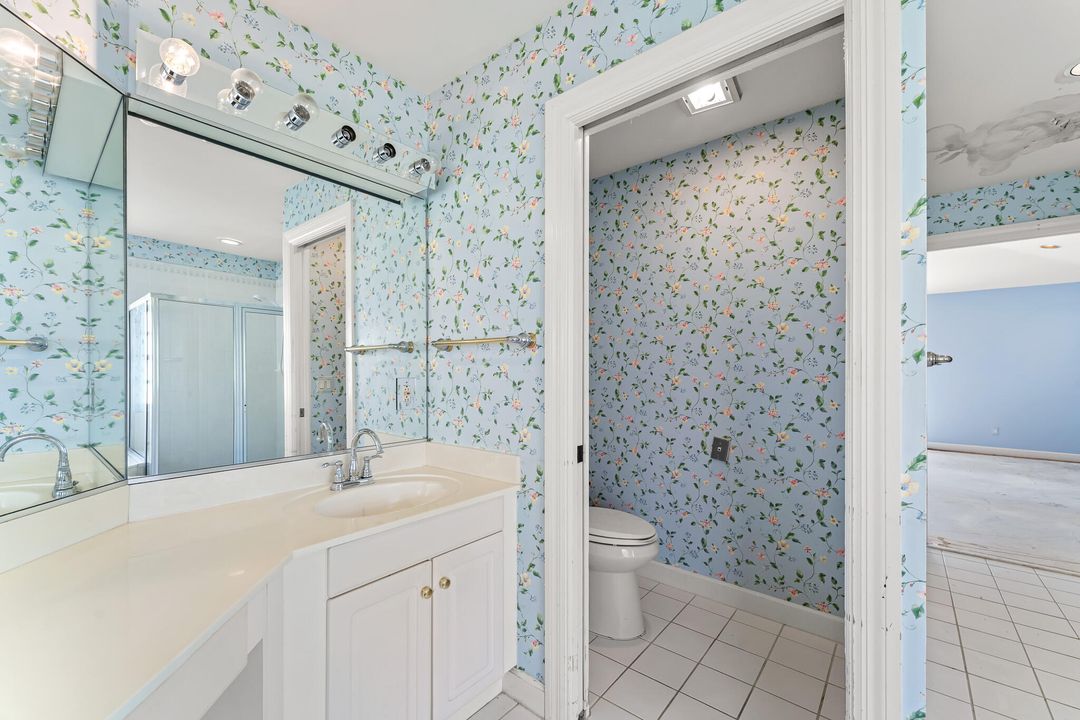 Active With Contract: $700,000 (4 beds, 2 baths, 2619 Square Feet)