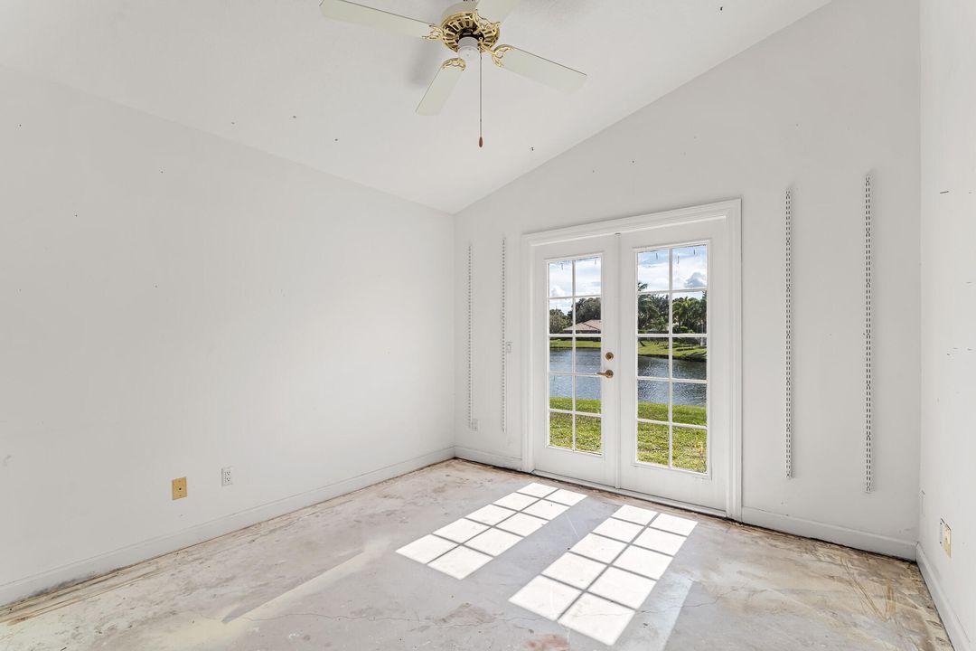 Active With Contract: $700,000 (4 beds, 2 baths, 2619 Square Feet)