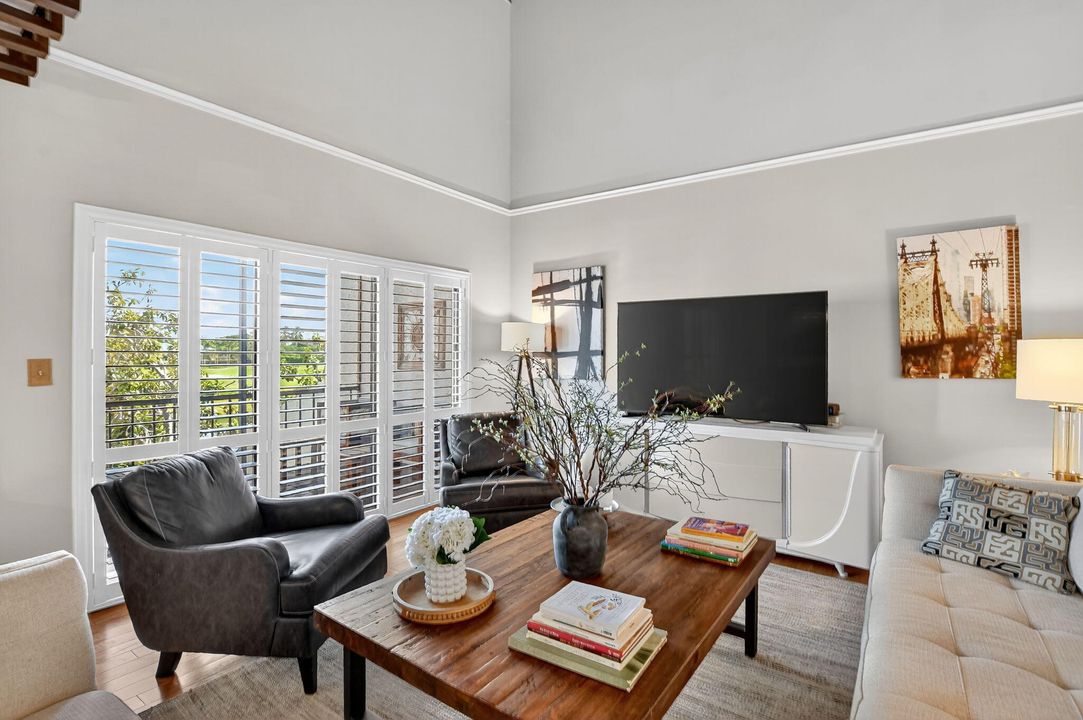 Active With Contract: $539,000 (2 beds, 2 baths, 1731 Square Feet)