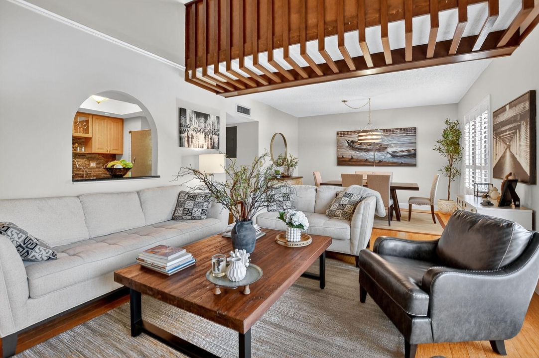 Active With Contract: $539,000 (2 beds, 2 baths, 1731 Square Feet)