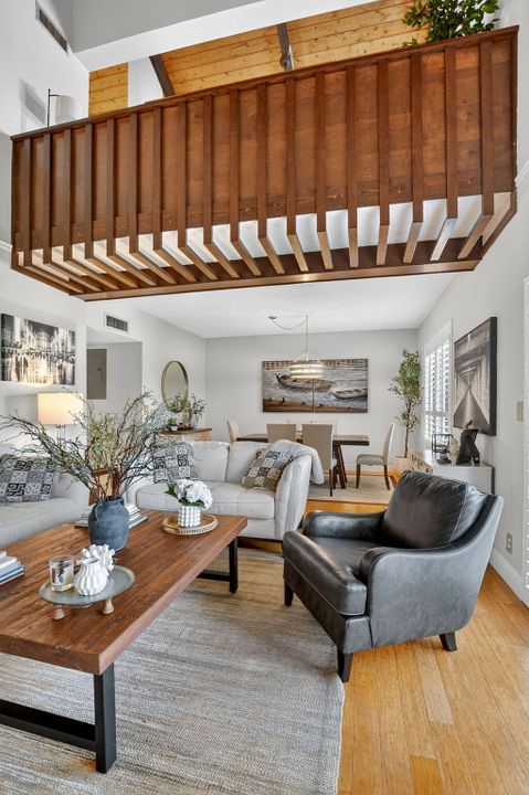 Active With Contract: $539,000 (2 beds, 2 baths, 1731 Square Feet)