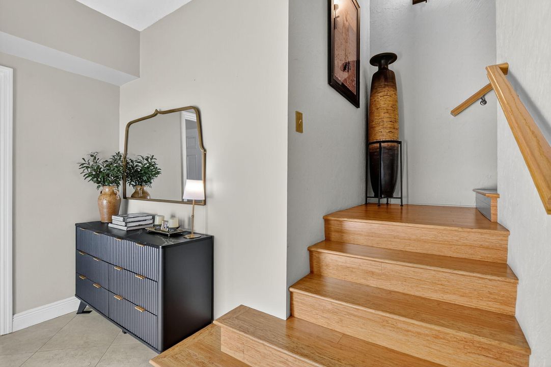 Active With Contract: $539,000 (2 beds, 2 baths, 1731 Square Feet)