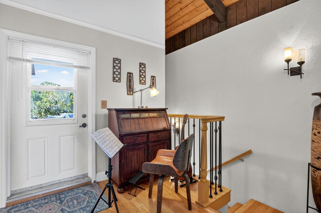 Active With Contract: $539,000 (2 beds, 2 baths, 1731 Square Feet)