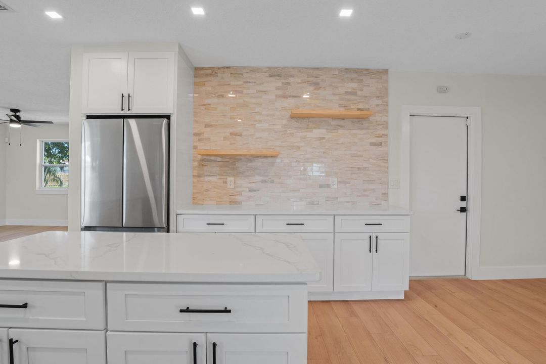 待售: $614,900 (3 贝兹, 2 浴室, 1519 平方英尺)