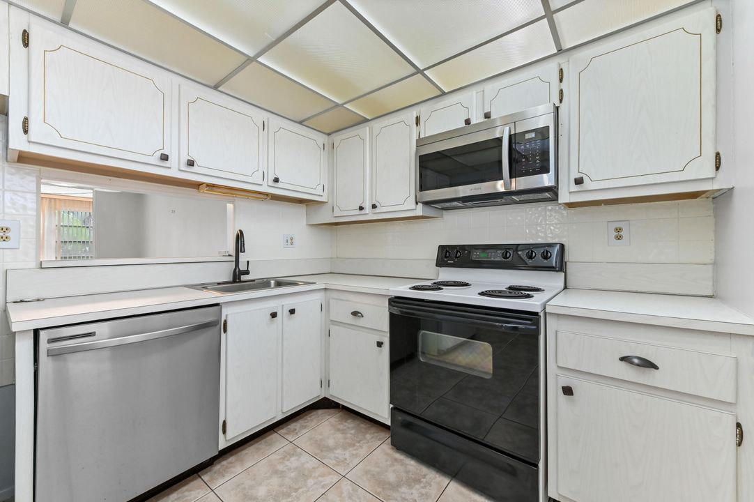 En Venta: $89,900 (1 camas, 1 baños, 705 Pies cuadrados)