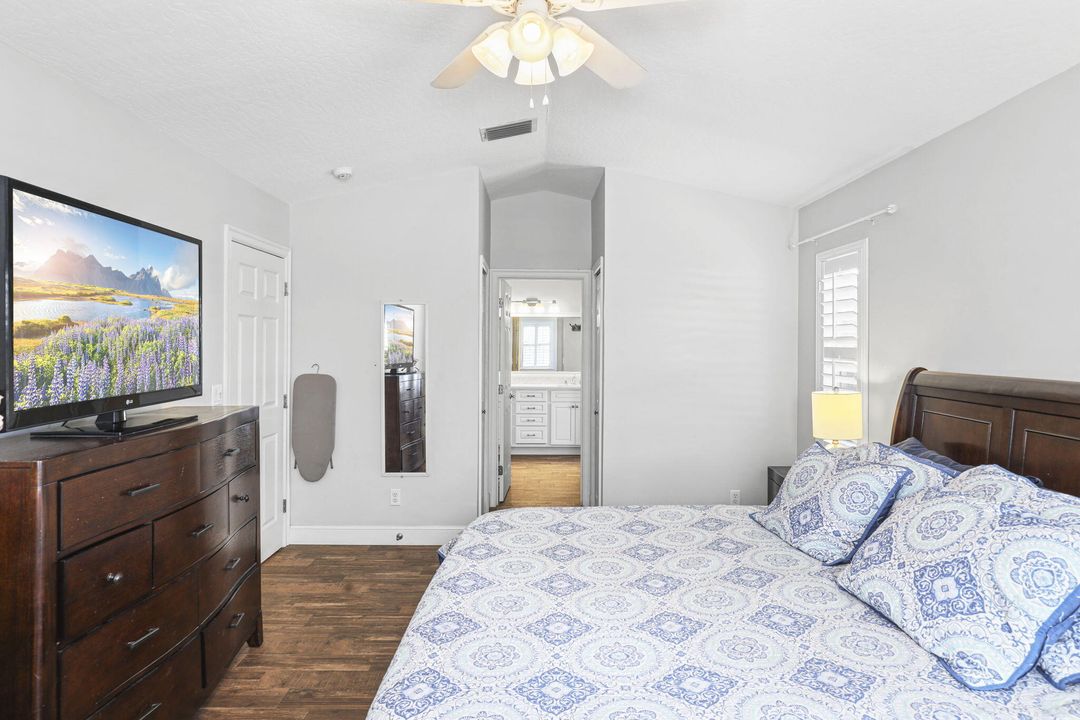 For Sale: $425,000 (3 beds, 2 baths, 1886 Square Feet)