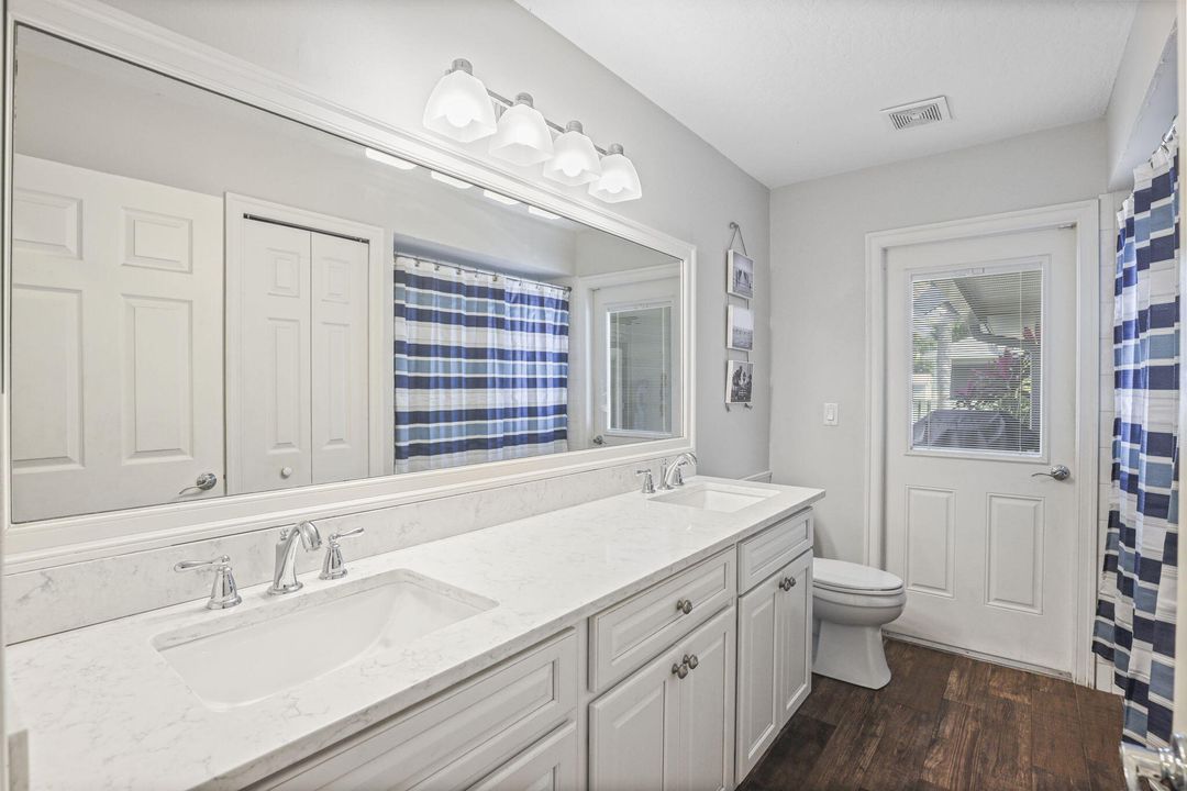 For Sale: $425,000 (3 beds, 2 baths, 1886 Square Feet)