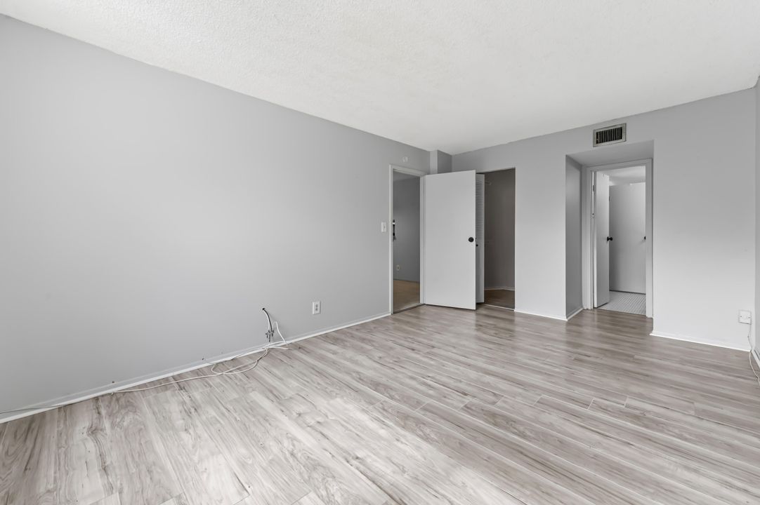 En Venta: $89,900 (1 camas, 1 baños, 705 Pies cuadrados)