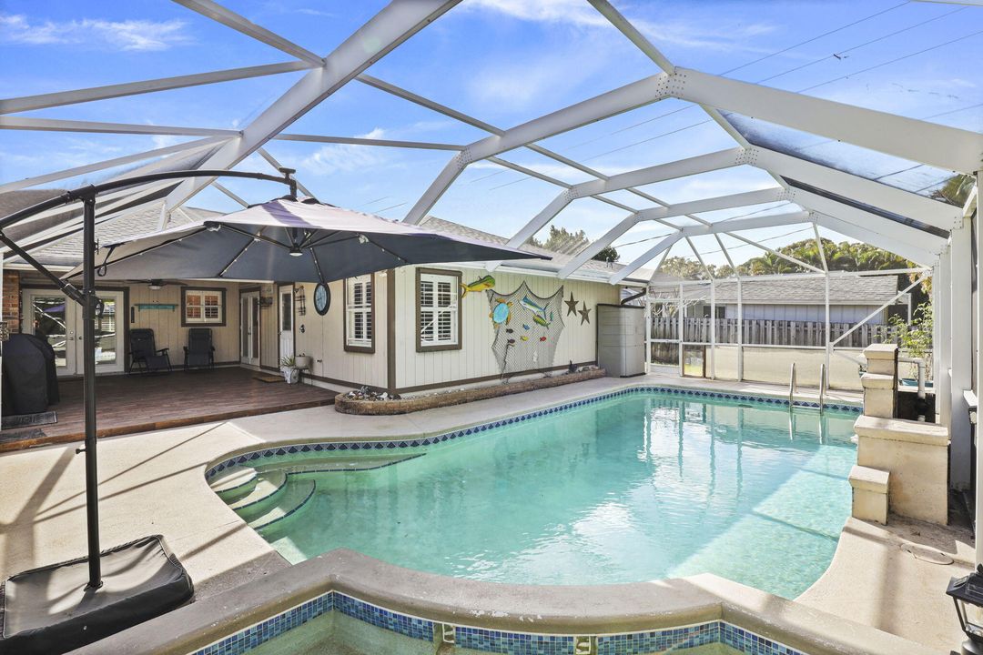 For Sale: $425,000 (3 beds, 2 baths, 1886 Square Feet)