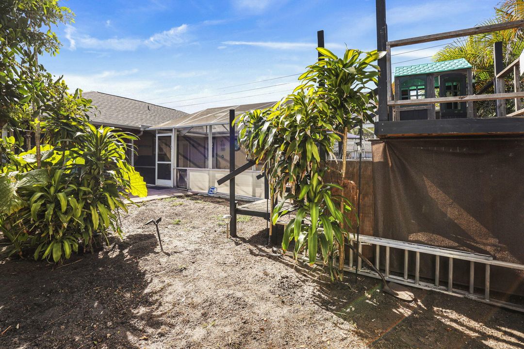 For Sale: $425,000 (3 beds, 2 baths, 1886 Square Feet)