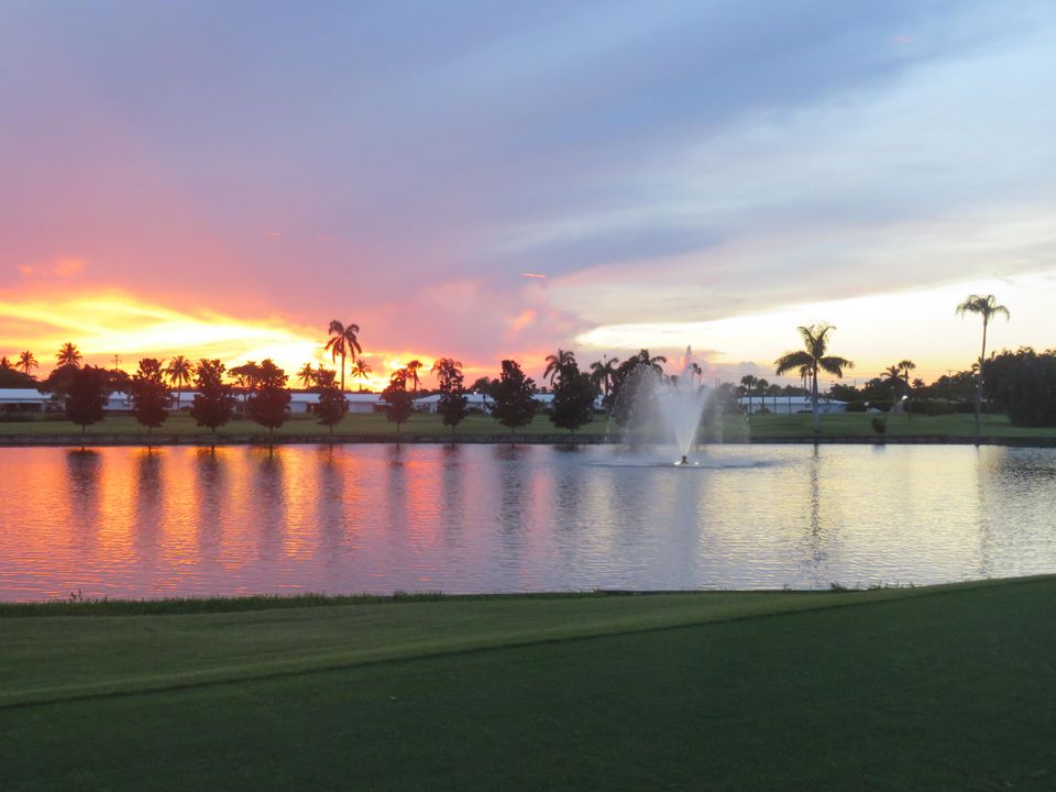 En Venta: $355,000 (2 camas, 2 baños, 1288 Pies cuadrados)