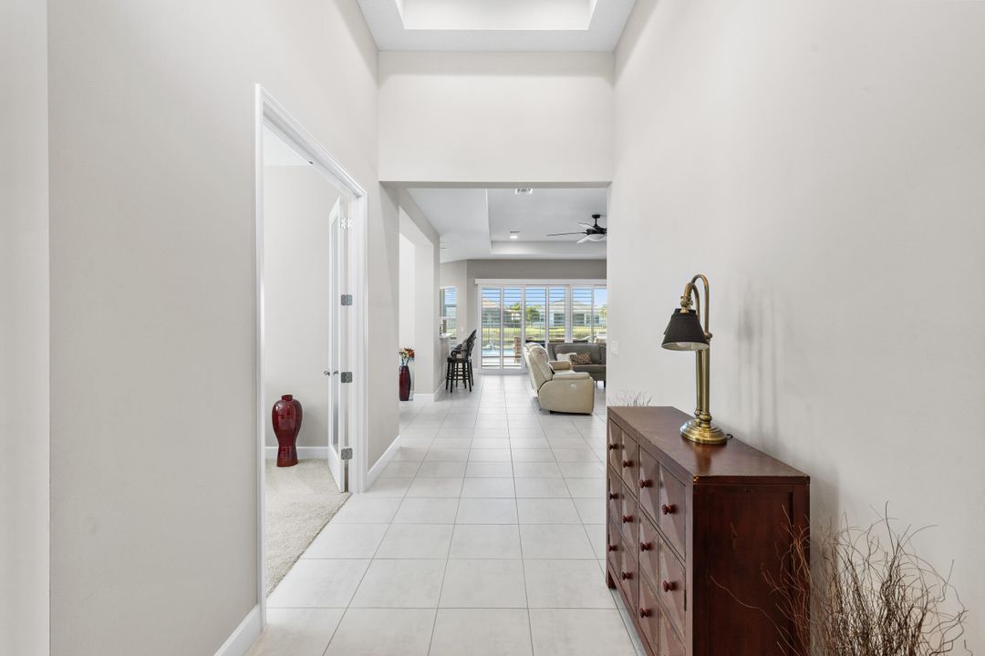 На продажу: $875,000 (3 спален, 3 ванн, 2753 Квадратных фут)