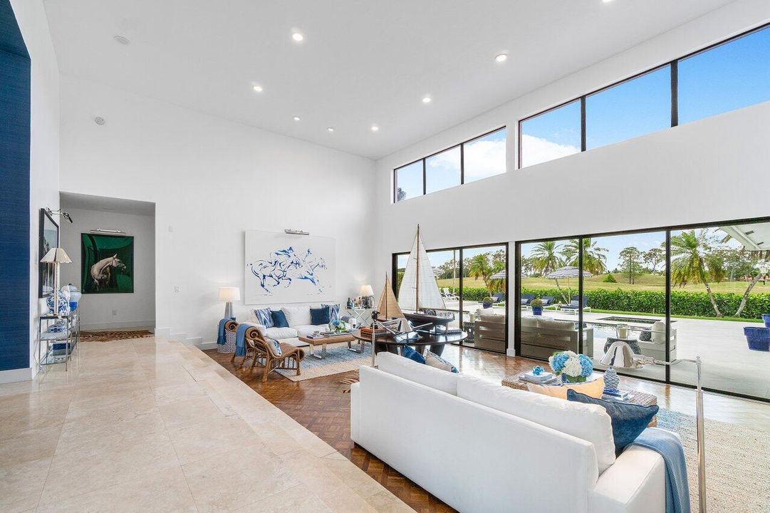 For Rent: $40,000 (5 beds, 5 baths, 4412 Square Feet)