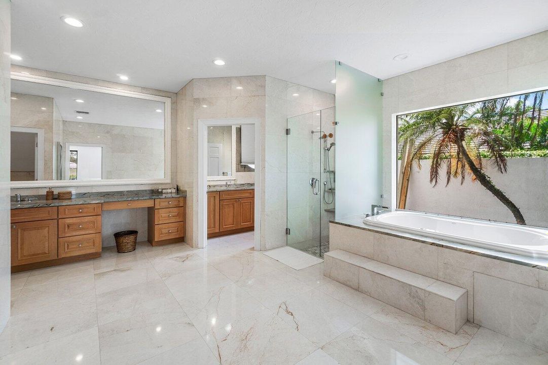 For Rent: $40,000 (5 beds, 5 baths, 4412 Square Feet)