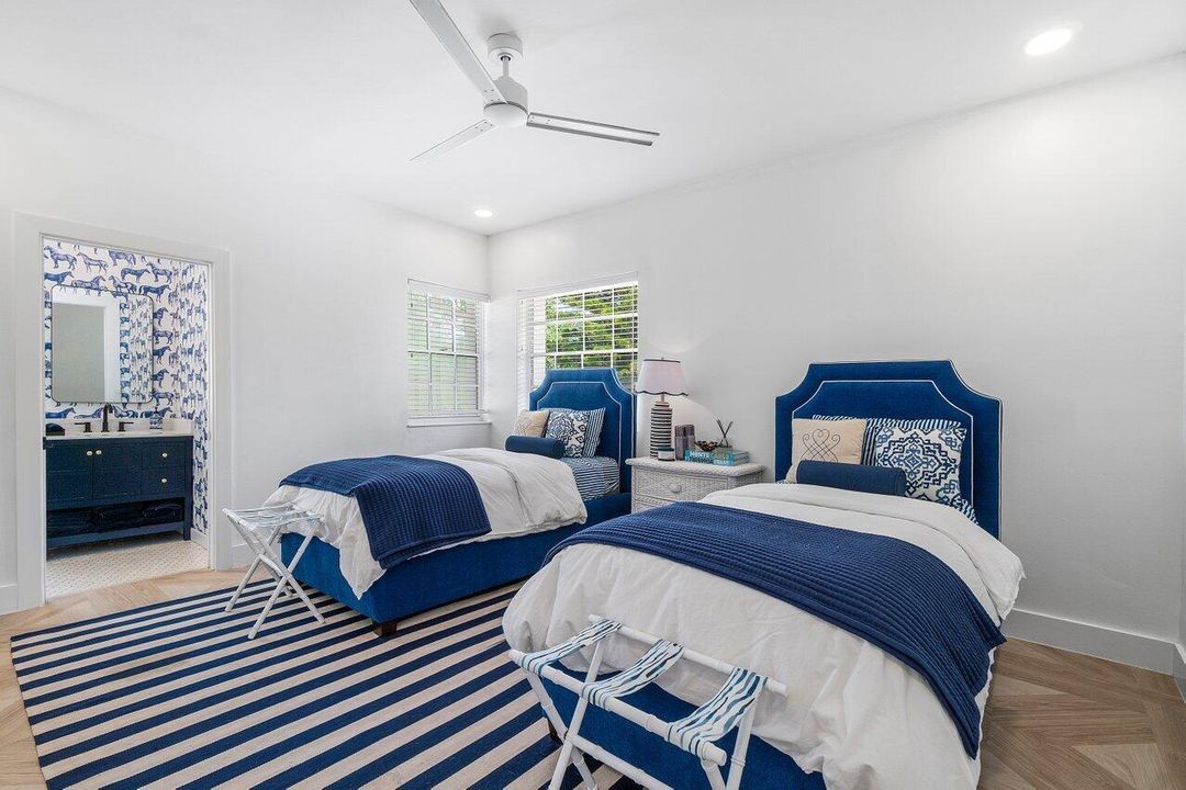 For Rent: $40,000 (5 beds, 5 baths, 4412 Square Feet)