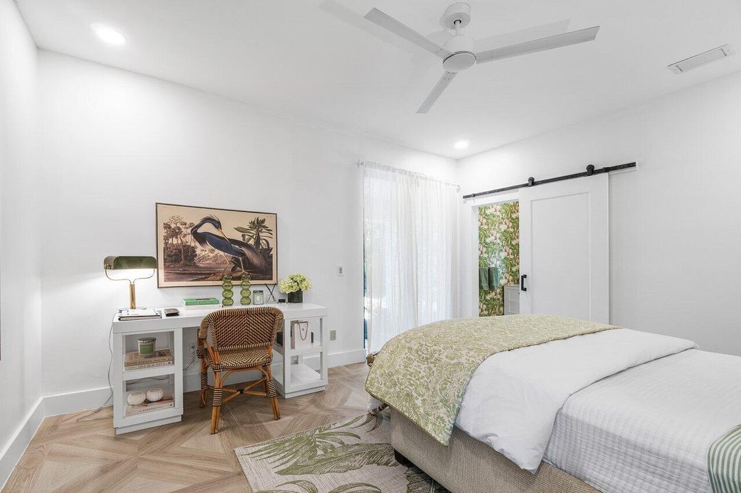 For Rent: $40,000 (5 beds, 5 baths, 4412 Square Feet)