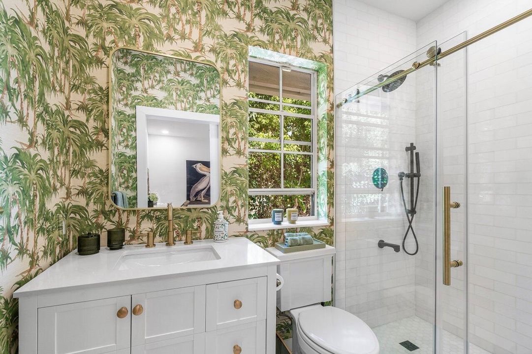 For Rent: $40,000 (5 beds, 5 baths, 4412 Square Feet)