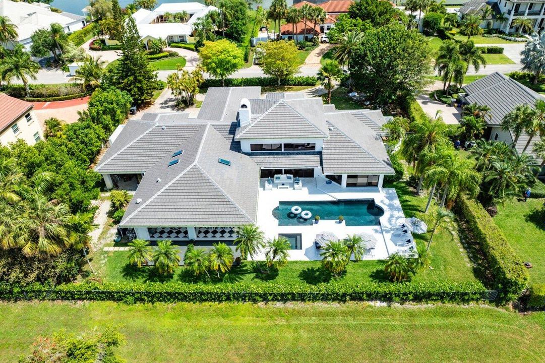 For Rent: $40,000 (5 beds, 5 baths, 4412 Square Feet)