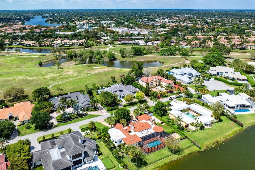 For Rent: $40,000 (5 beds, 5 baths, 4412 Square Feet)