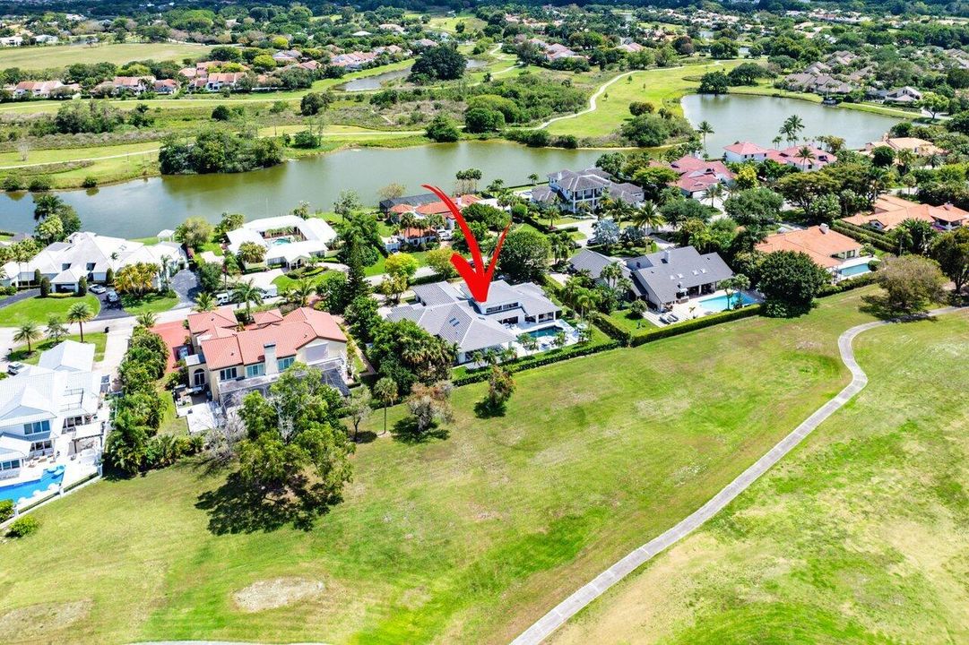 For Rent: $40,000 (5 beds, 5 baths, 4412 Square Feet)