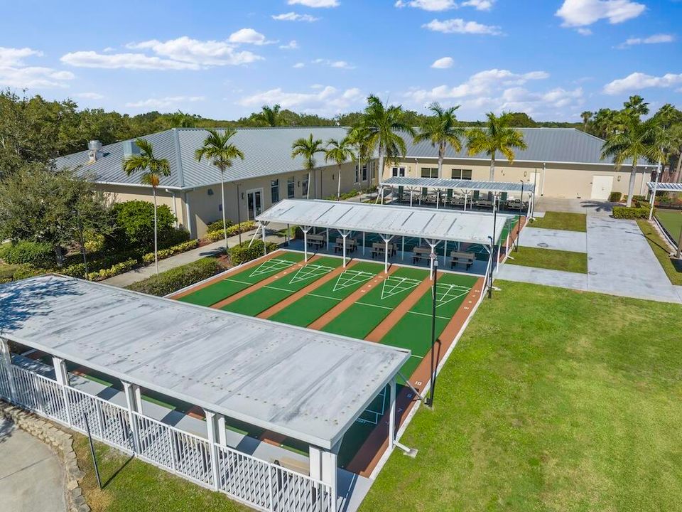 For Sale: $265,000 (2 beds, 2 baths, 1296 Square Feet)