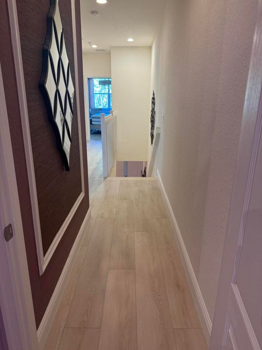 For Rent: $2,500 (3 beds, 2 baths, 1542 Square Feet)