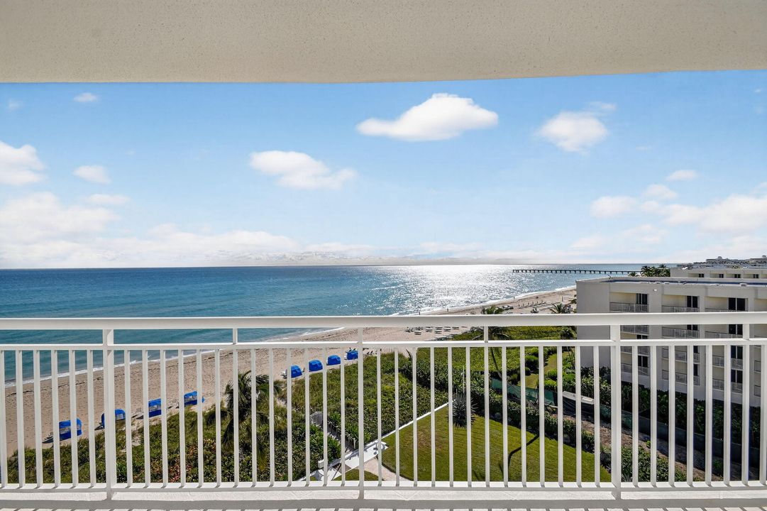 For Sale: $1,300,000 (2 beds, 2 baths, 1294 Square Feet)