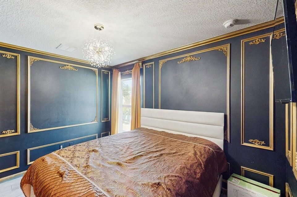 En Venta: $505,000 (4 camas, 3 baños, 2218 Pies cuadrados)