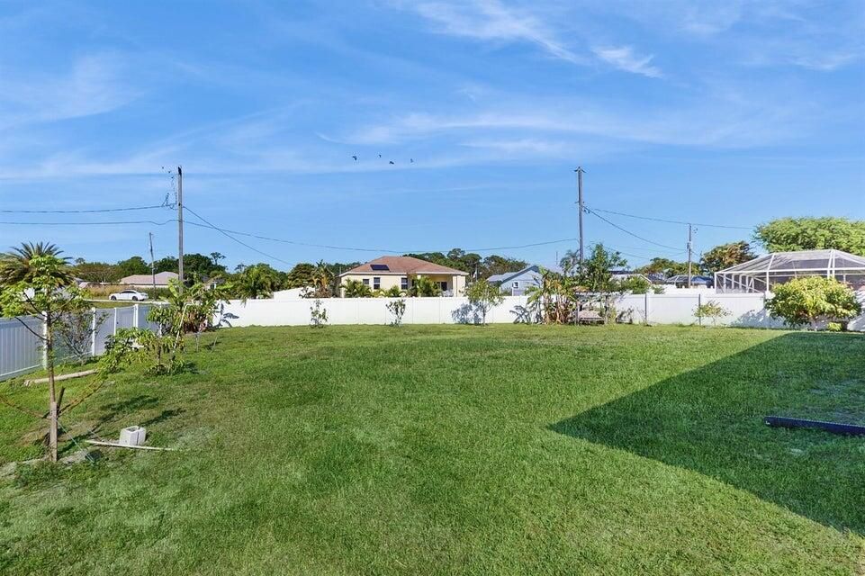 En Venta: $505,000 (4 camas, 3 baños, 2218 Pies cuadrados)