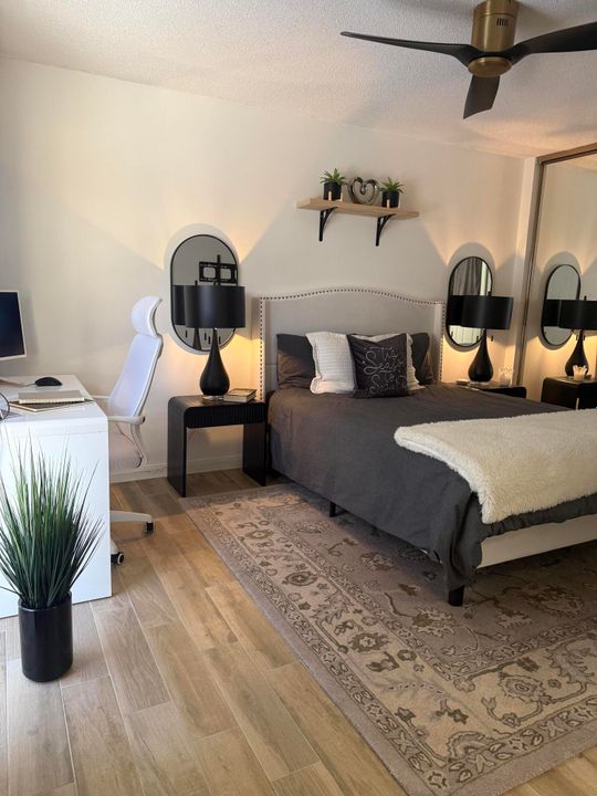 На продажу: $374,900 (2 спален, 2 ванн, 1152 Квадратных фут)