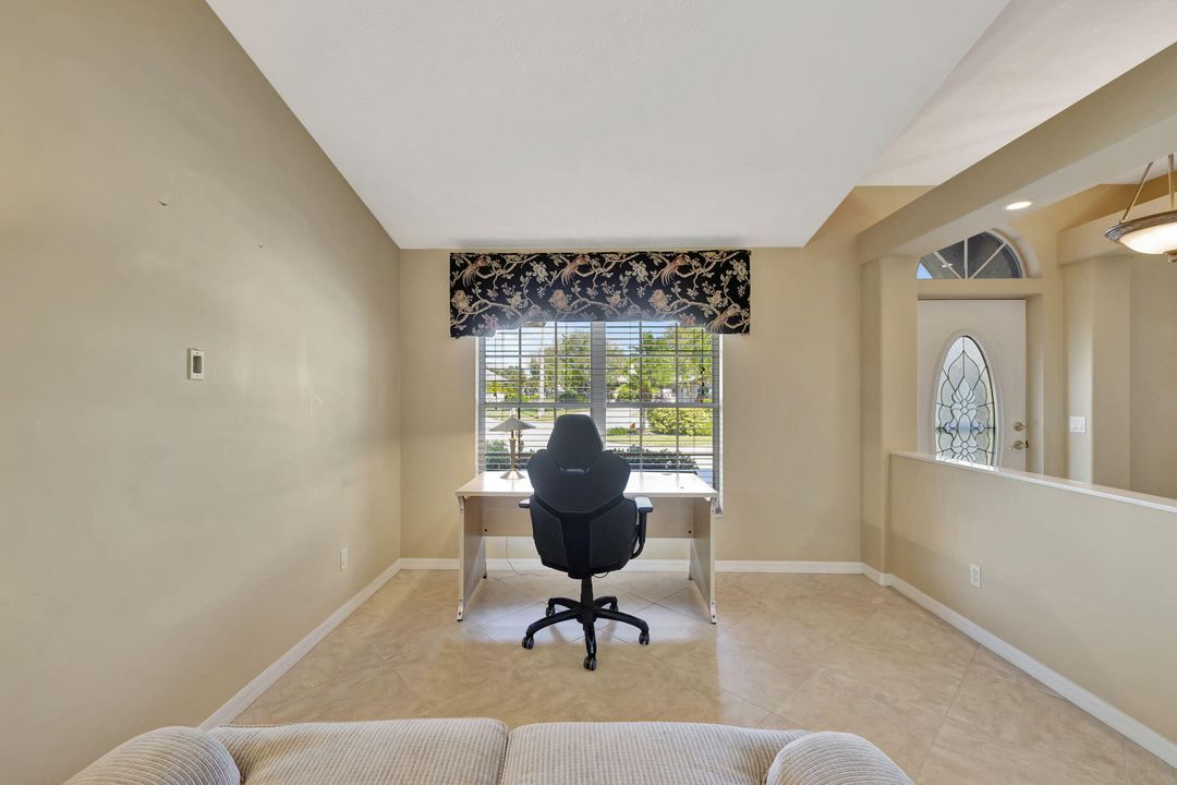 Active With Contract: $450,000 (3 beds, 2 baths, 2360 Square Feet)
