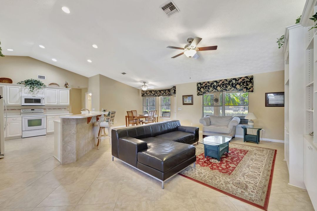 Active With Contract: $450,000 (3 beds, 2 baths, 2360 Square Feet)