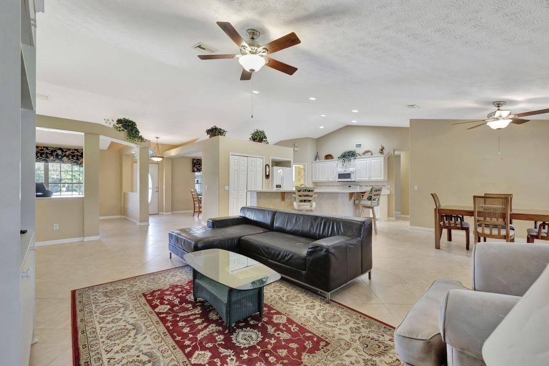 Active With Contract: $450,000 (3 beds, 2 baths, 2360 Square Feet)