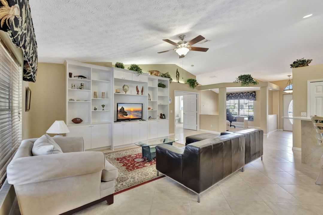 Active With Contract: $450,000 (3 beds, 2 baths, 2360 Square Feet)